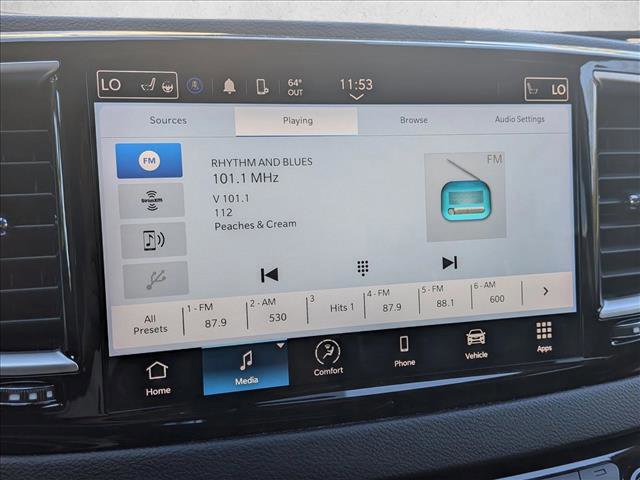 Used 2023 Chrysler Pacifica Touring-L image 13