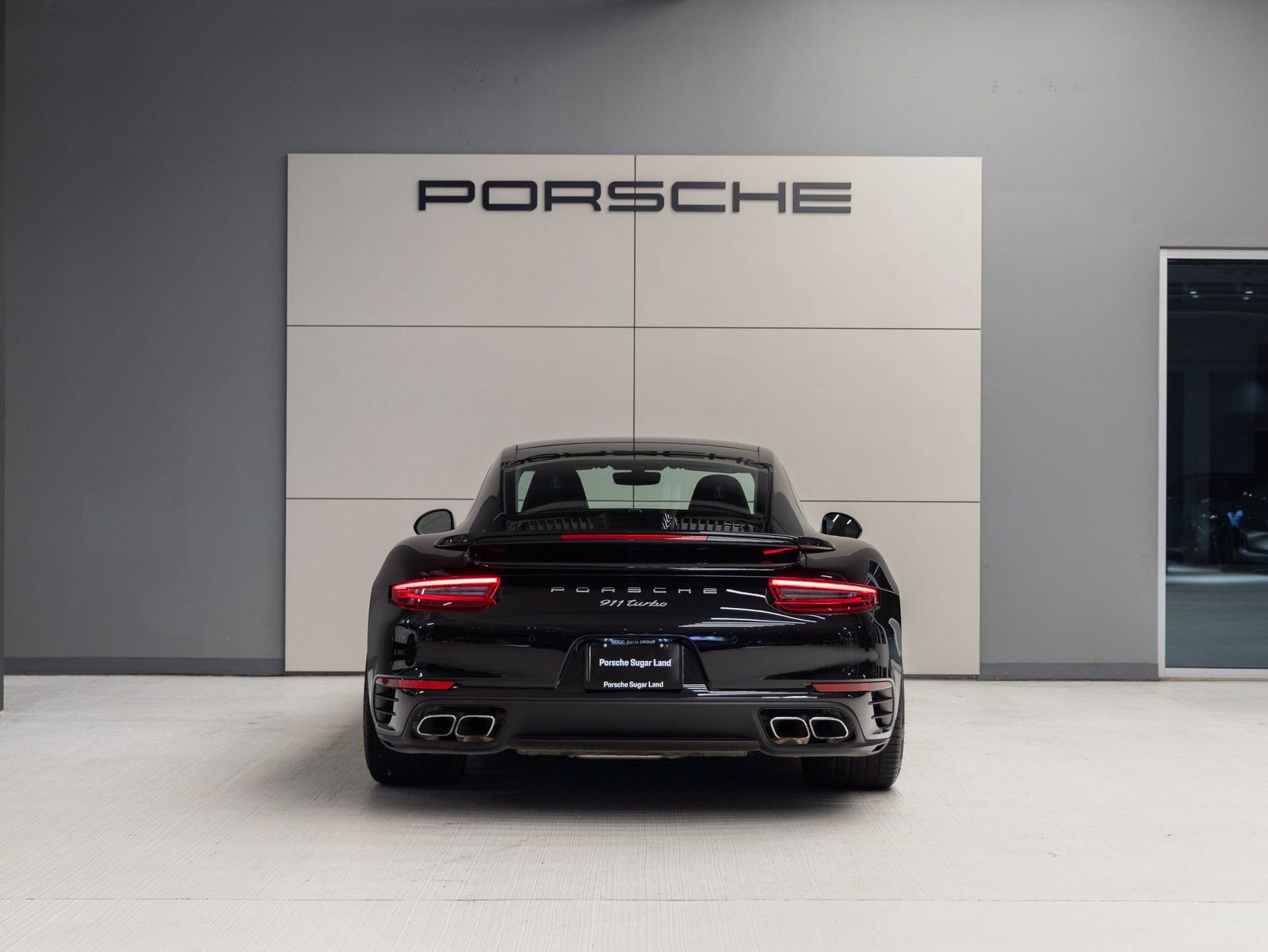Certified 2019 Porsche 911 Turbo image 6