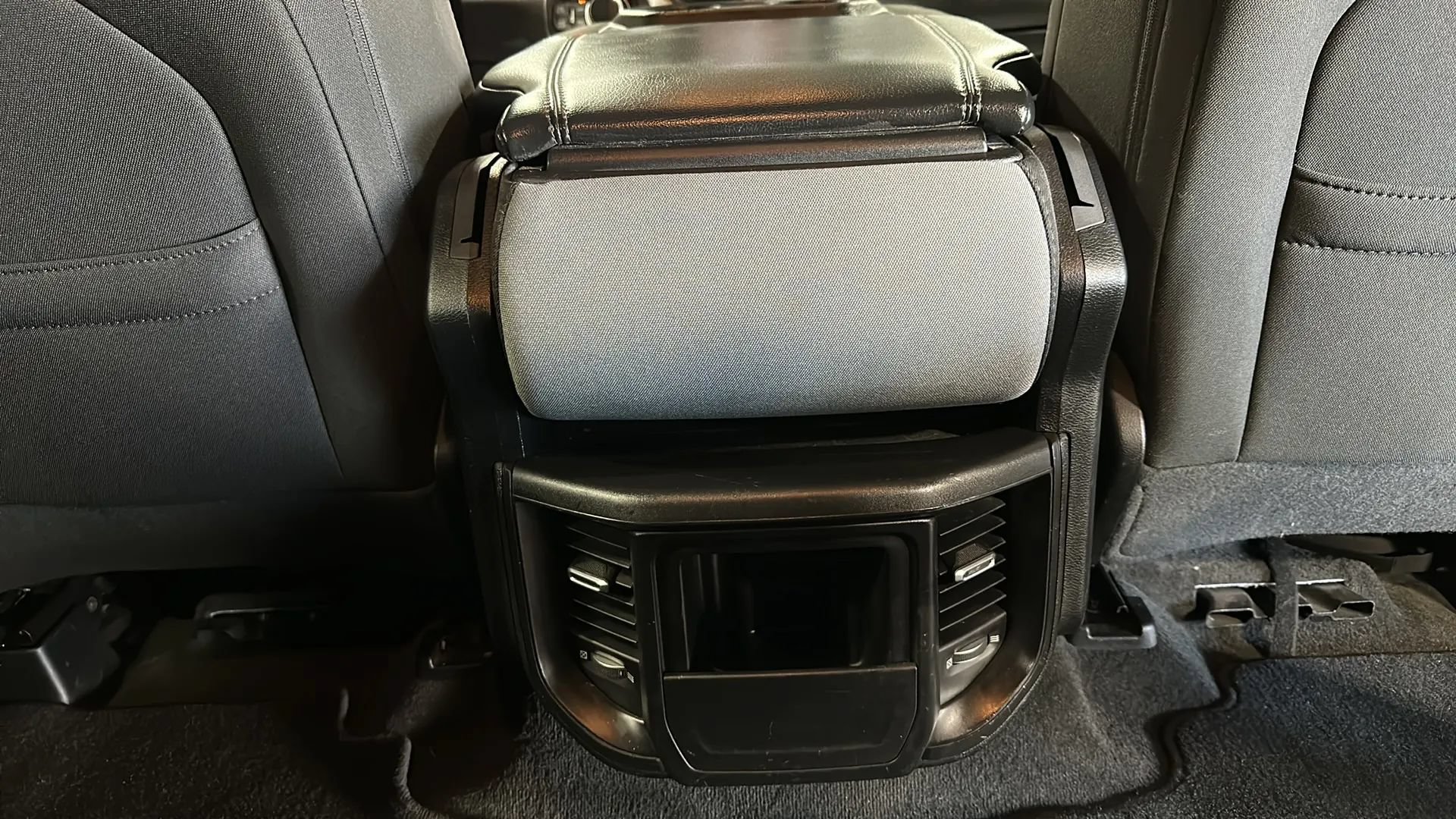 Used 2020 RAM 1500 Big Horn AWD/4WD image 19