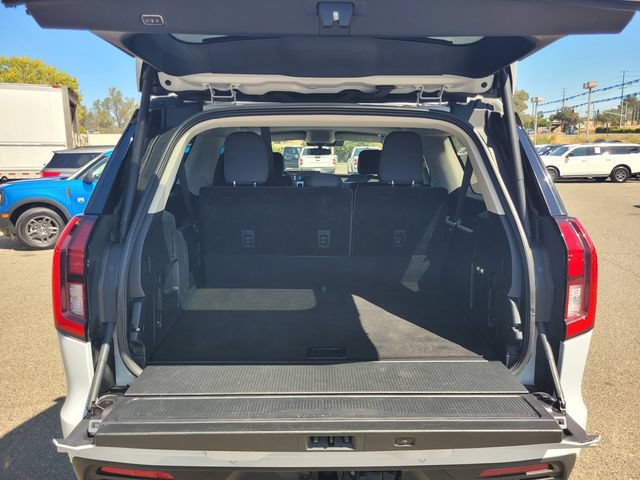 Certified 2025 Ford Expedition Max Active AWD/4WD image 8