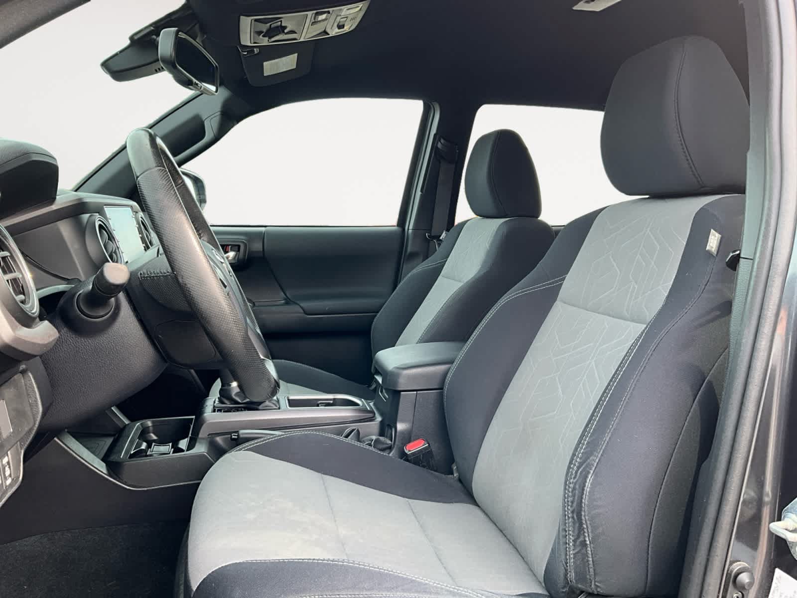 Used 2020 Toyota Tacoma 4x4 Double Cab image 9