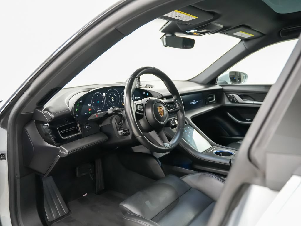 Used 2021 Porsche Taycan 4S AWD/4WD image 4