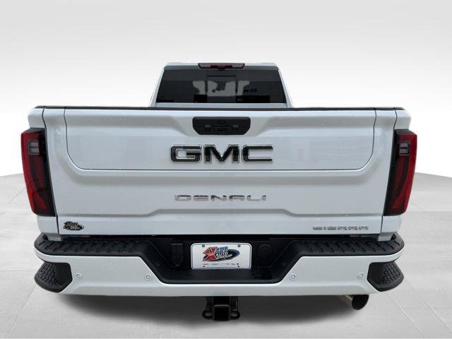 New 2026 GMC Sierra 3500 Denali Ultimate AWD/4WD image 4