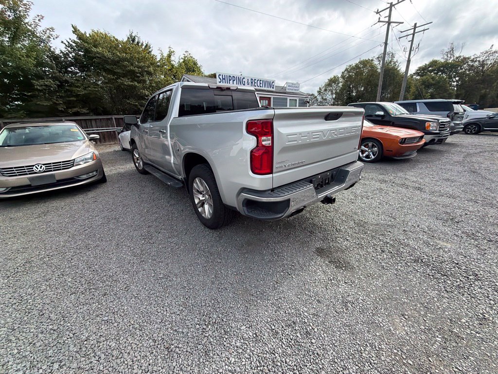 Used 2020 Chevrolet Silverado 1500 LTZ w/ LTZ Premium Package AWD/4WD image 5