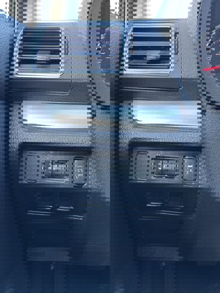 Used 2015 Subaru Impreza 2.0i image 21