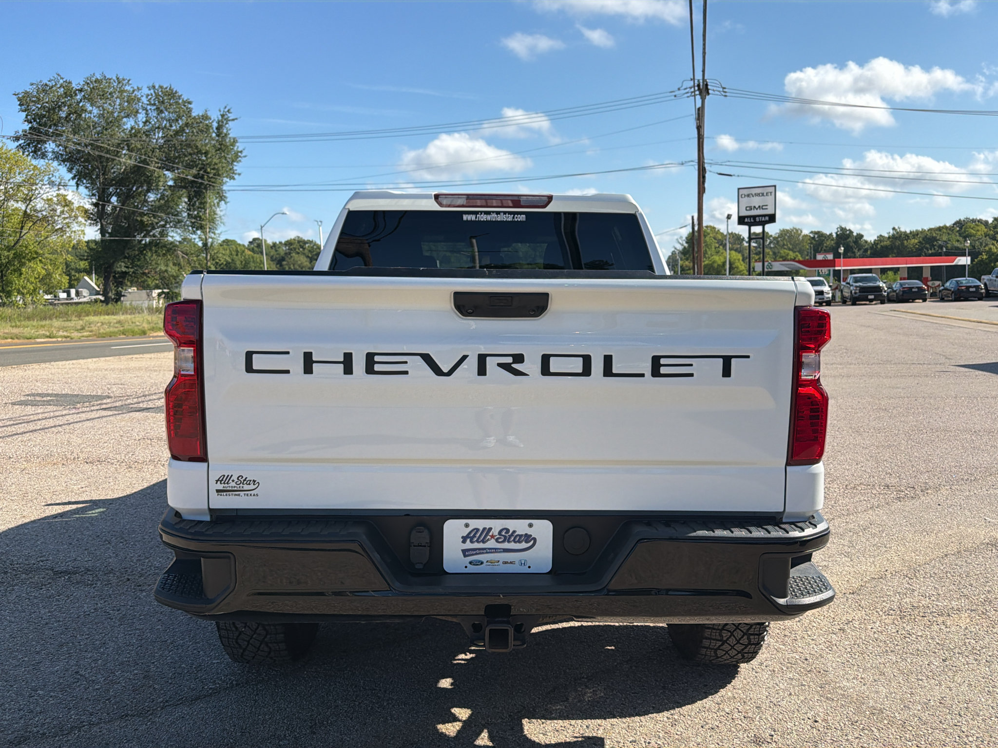 Used 2024 Chevrolet Silverado 1500 Custom Trail Boss w/ LPO, Dark Essentials Package AWD/4WD image 9