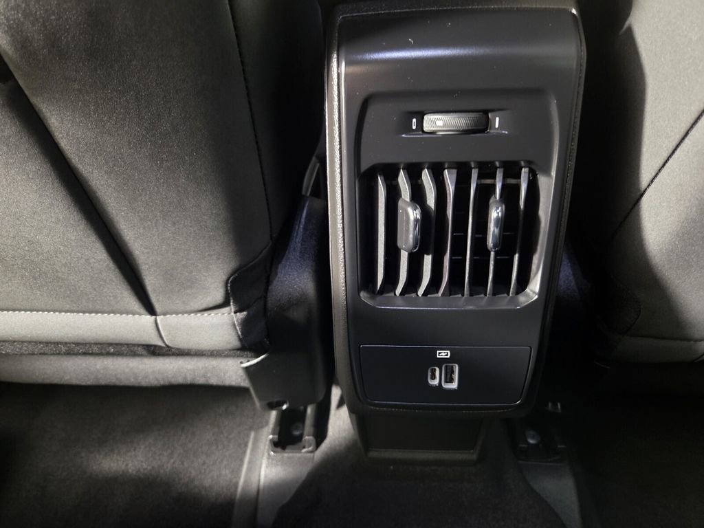 Used 2024 Alfa Romeo Tonale Ti w/ Active Assist Package image 27