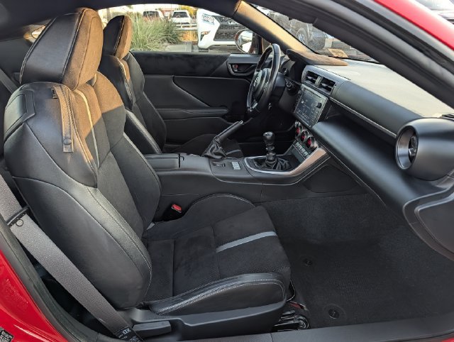 Certified 2024 Toyota GR86 Premium RWD image 28