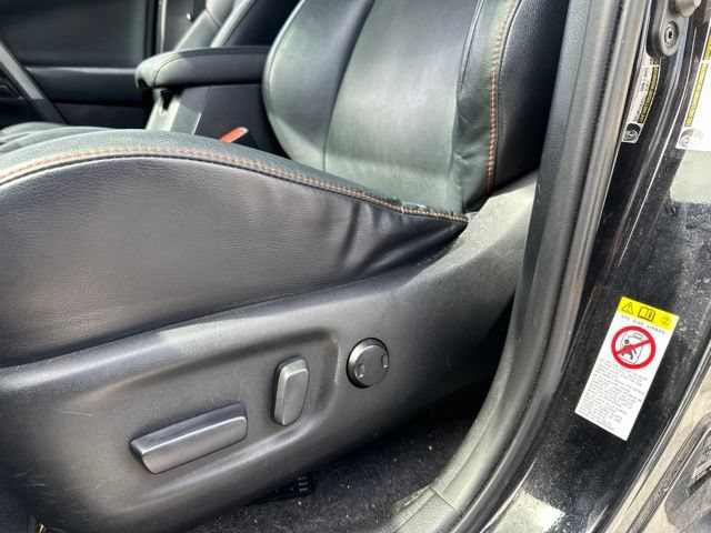 Used 2016 Toyota RAV4 SE FWD image 6