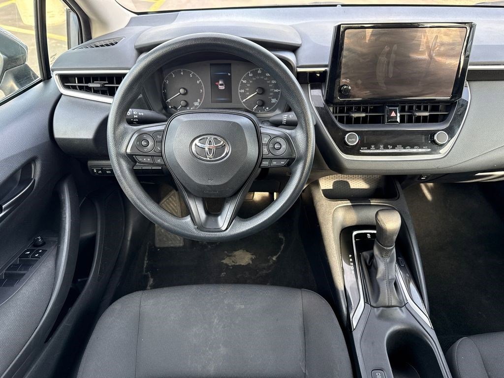 Used 2023 Toyota Corolla LE FWD image 17