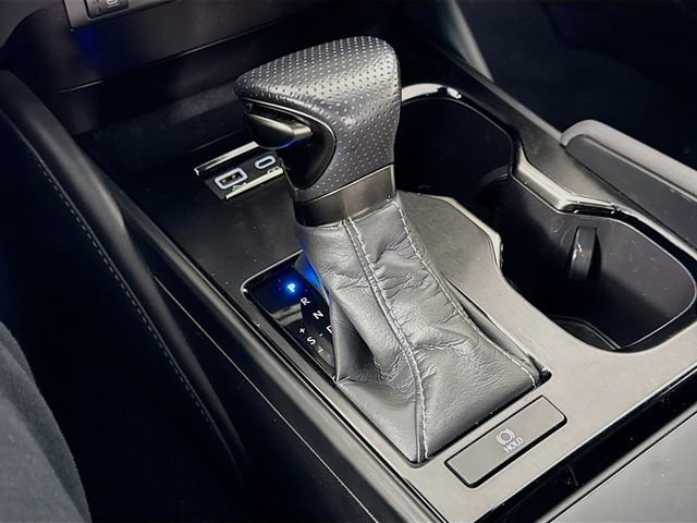 Used 2023 Lexus ES 350 F Sport w/ Accessory Package (Z2) image 17