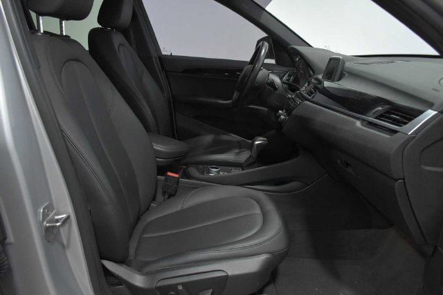 Used 2017 BMW X1 xDrive28i AWD/4WD image 14