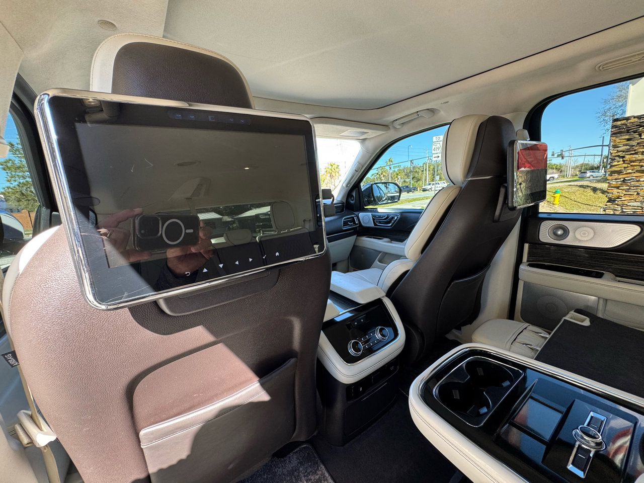 Used 2018 Lincoln Navigator Black Label w/ Cargo Package image 13