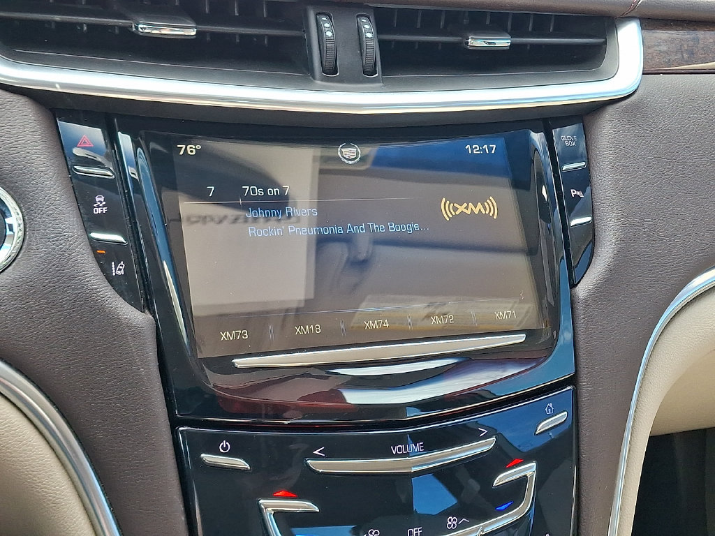 Used 2013 Cadillac XTS Luxury w/ Driver Awareness Package FWD image 15