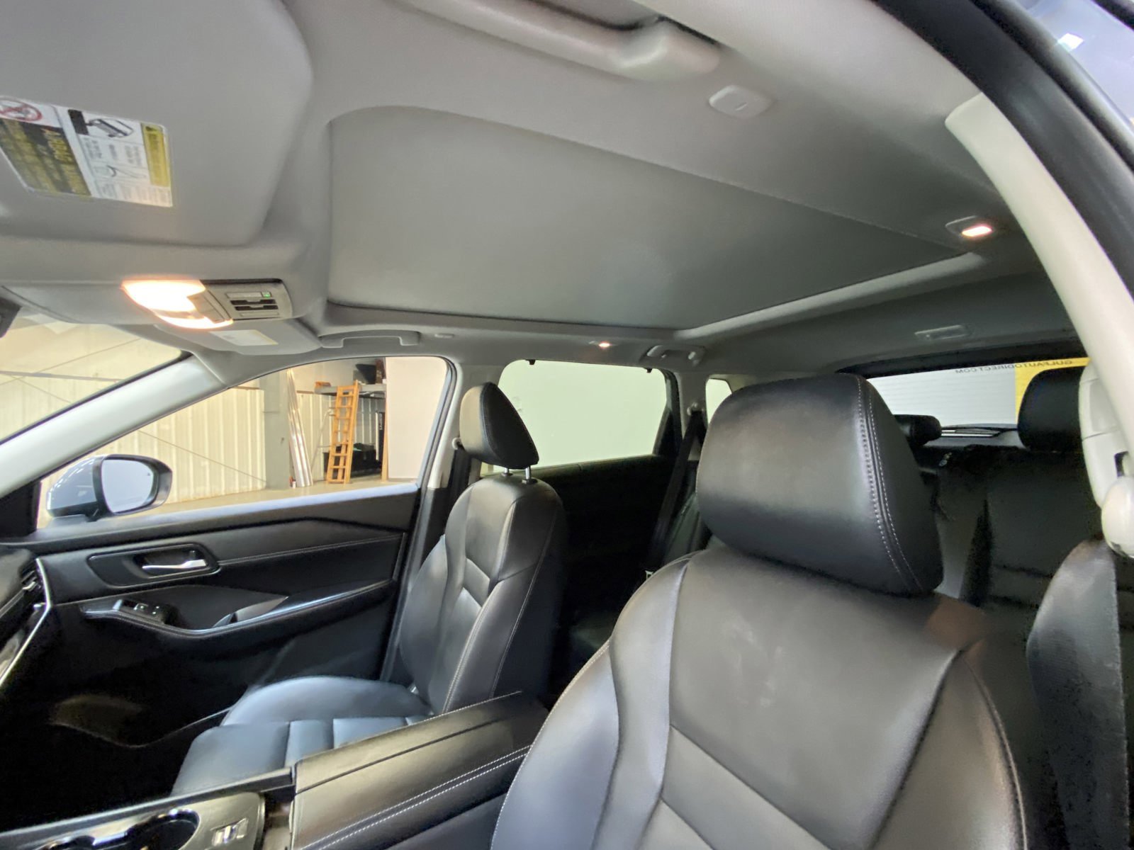 Used 2025 Nissan Rogue SL w/ Tech Package FWD image 22