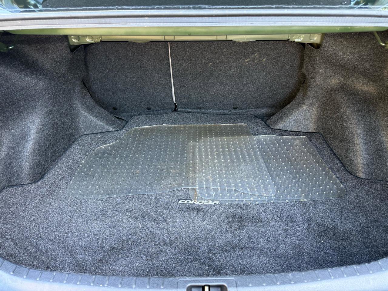 Used 2016 Toyota Corolla LE FWD image 28
