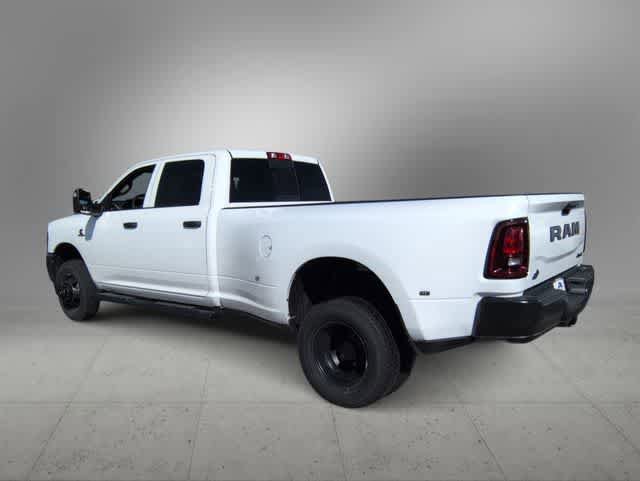 New 2026 RAM 3500 Tradesman AWD/4WD image 6