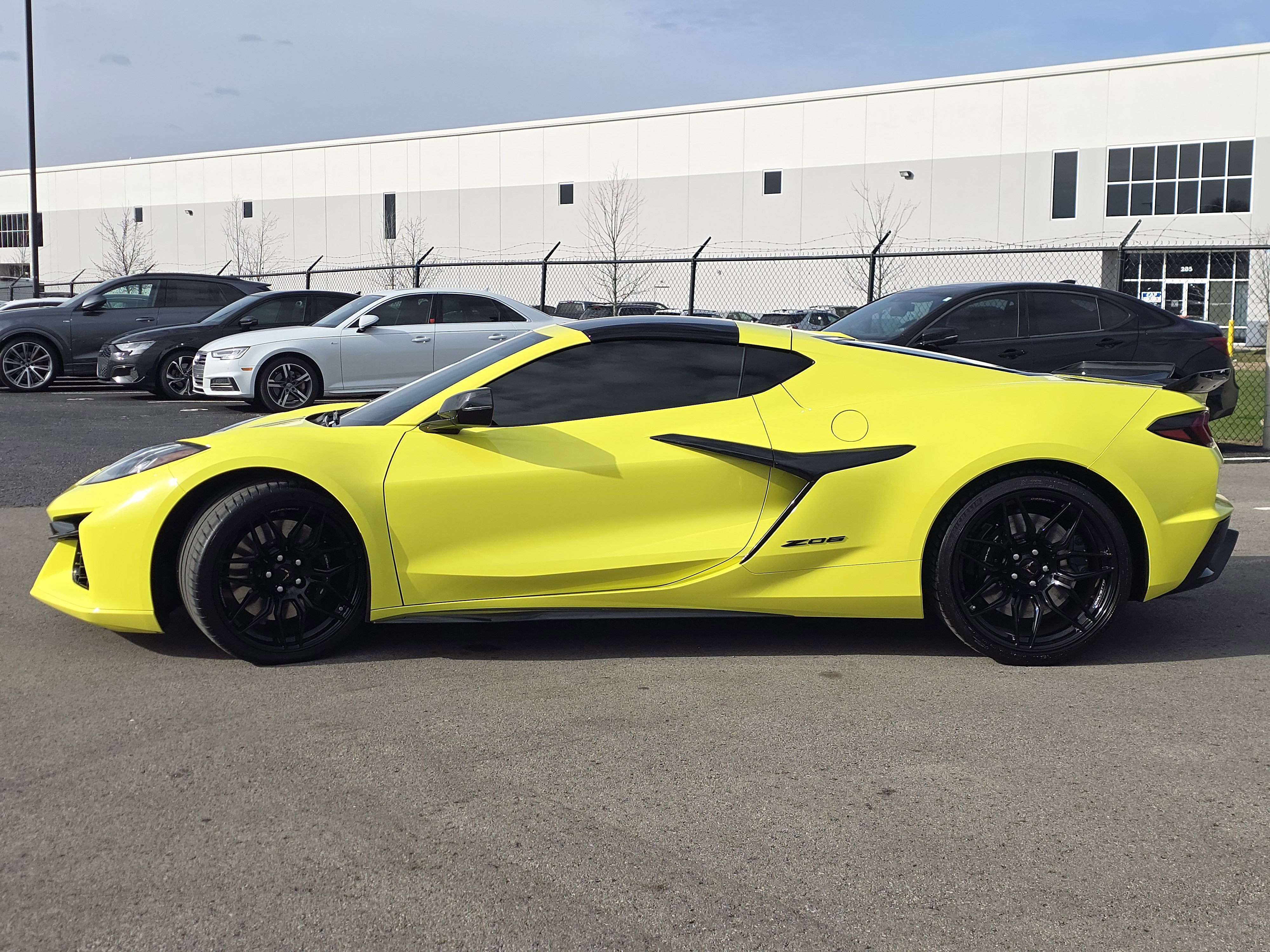 Used 2024 Chevrolet Corvette Z06 image 4