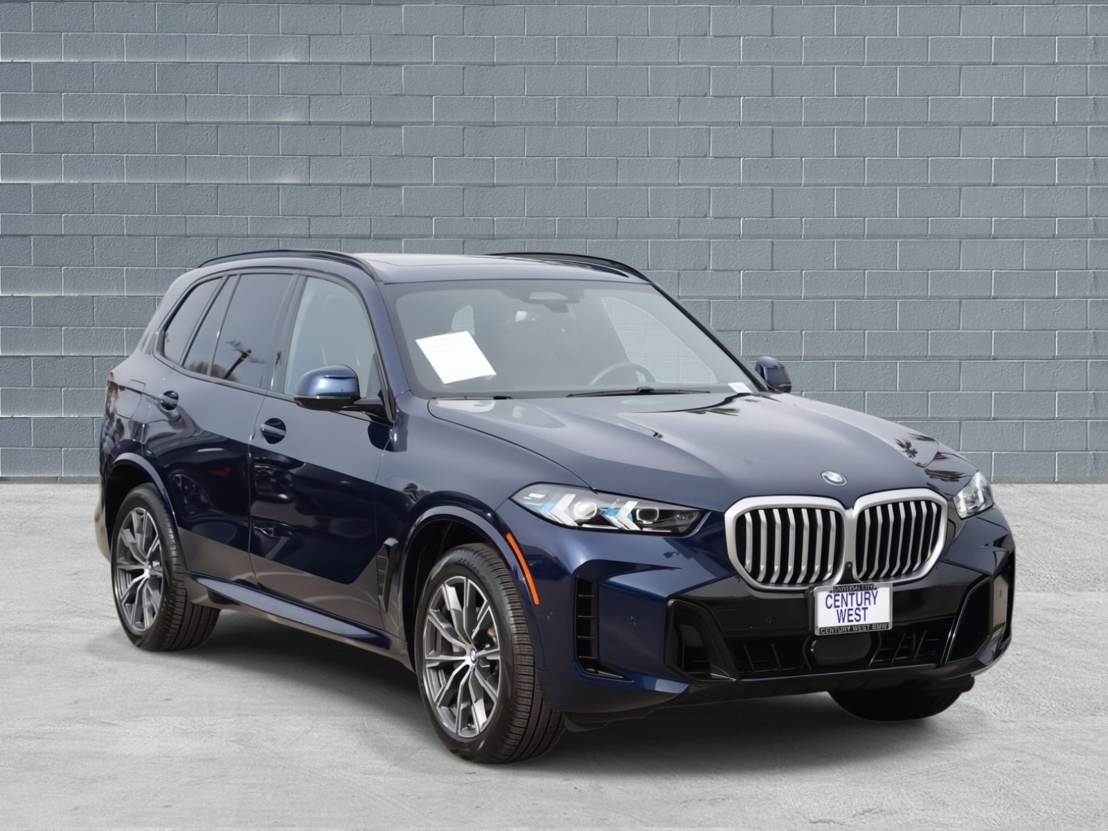 Used 2025 BMW X5 xDrive40i AWD/4WD image 1