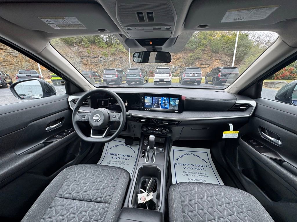 New 2026 Nissan Kicks SV w/ SV Premium Package FWD image 12
