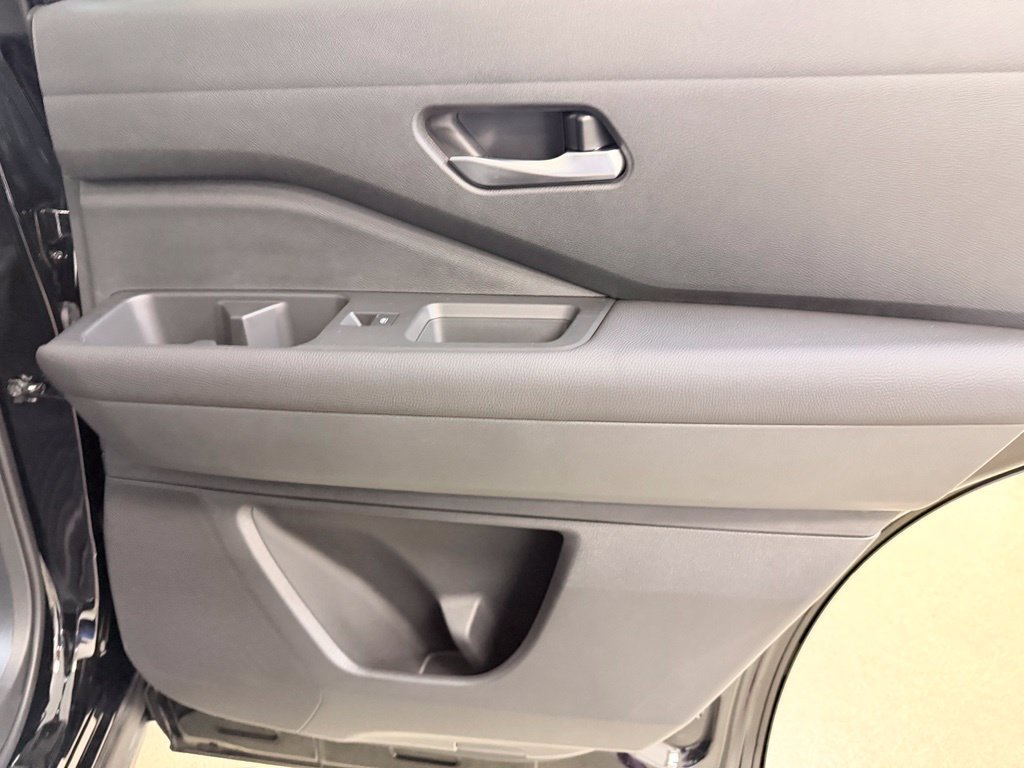 New 2026 Nissan Pathfinder SL AWD/4WD image 34