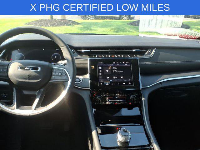 Certified 2023 Jeep Grand Cherokee Altitude AWD/4WD image 11
