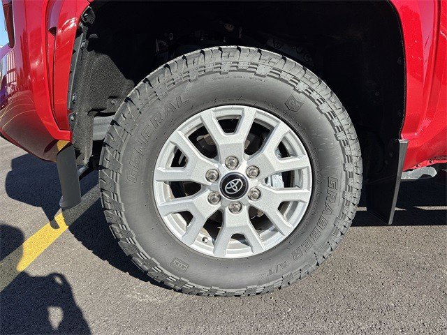 Used 2024 Toyota Tacoma 4x4 Double Cab image 35