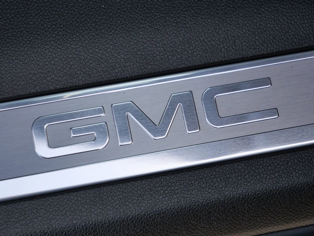 New 2026 GMC Yukon Elevation AWD/4WD image 25