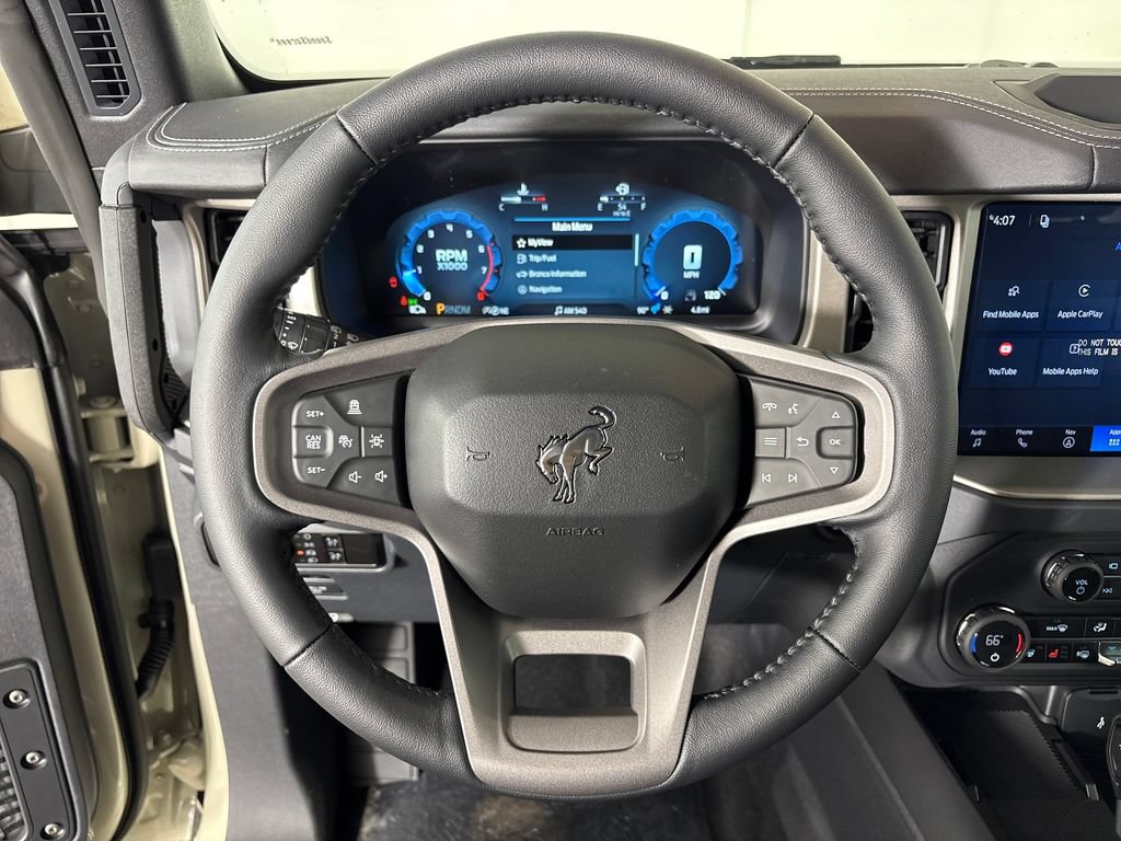 New 2026 Ford Bronco Outer Banks AWD/4WD image 18