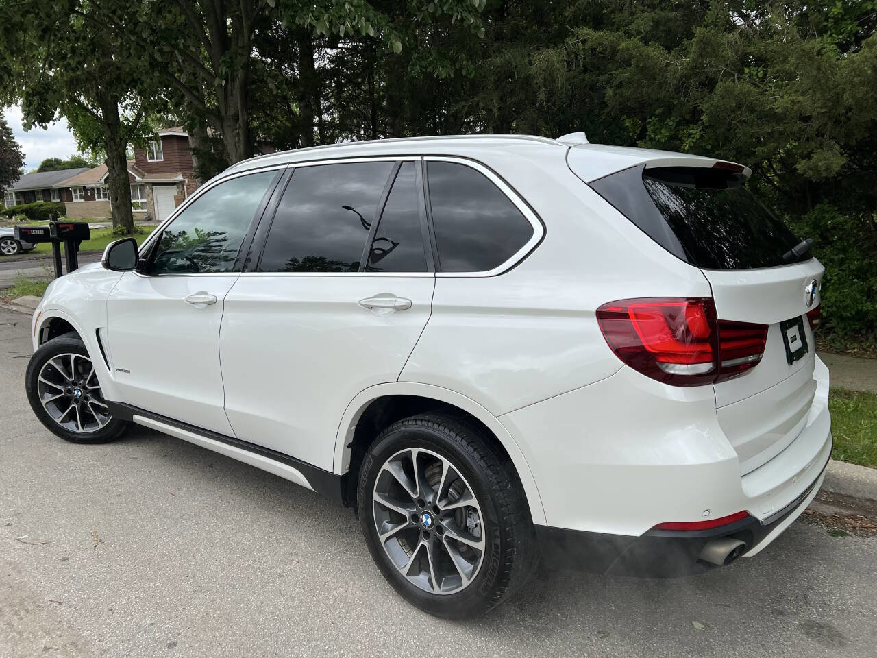 Used 2017 BMW X5 xDrive35i AWD/4WD image 4