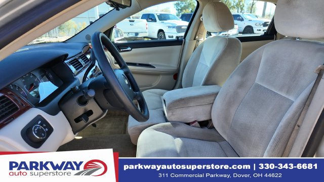Used 2009 Chevrolet Impala LT FWD image 10