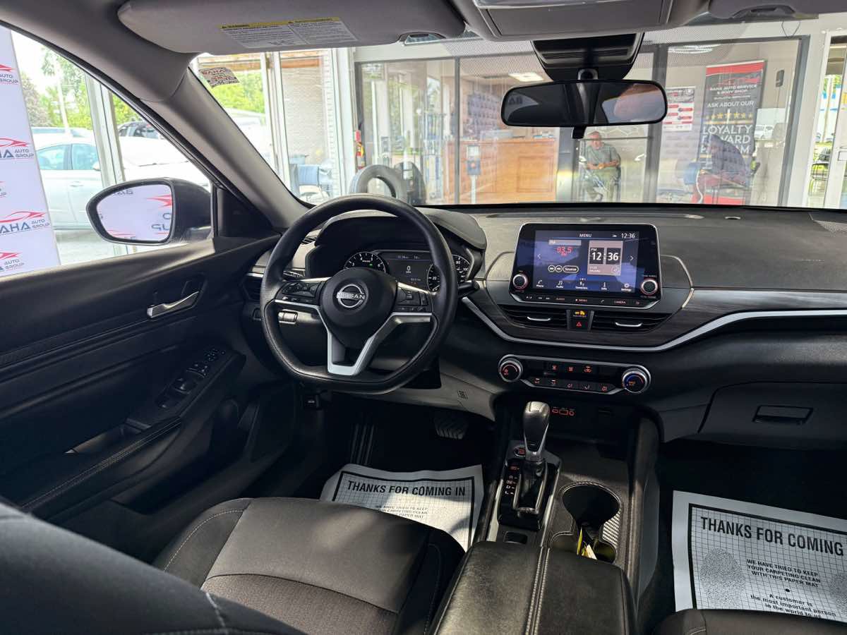 Used 2025 Nissan Altima 2.5 SV AWD/4WD image 27
