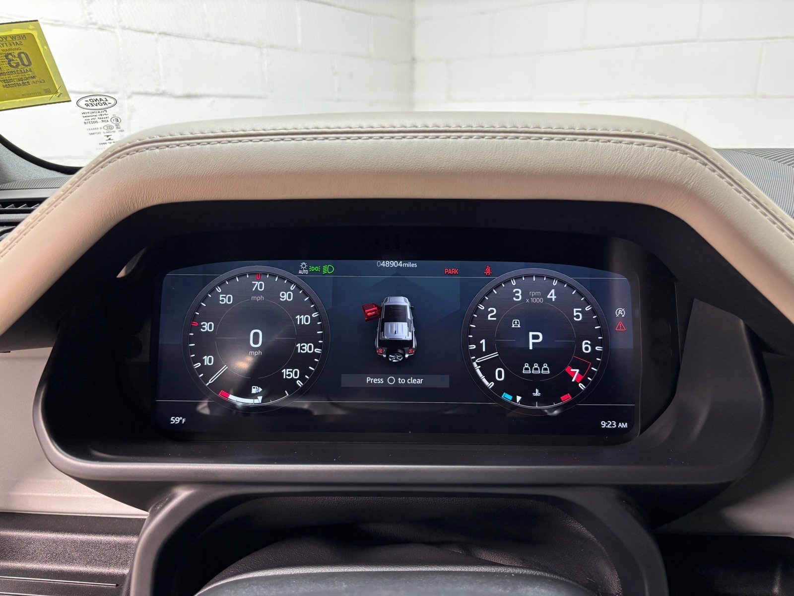 Used 2022 Land Rover Defender 110 X-Dynamic HSE AWD/4WD image 17