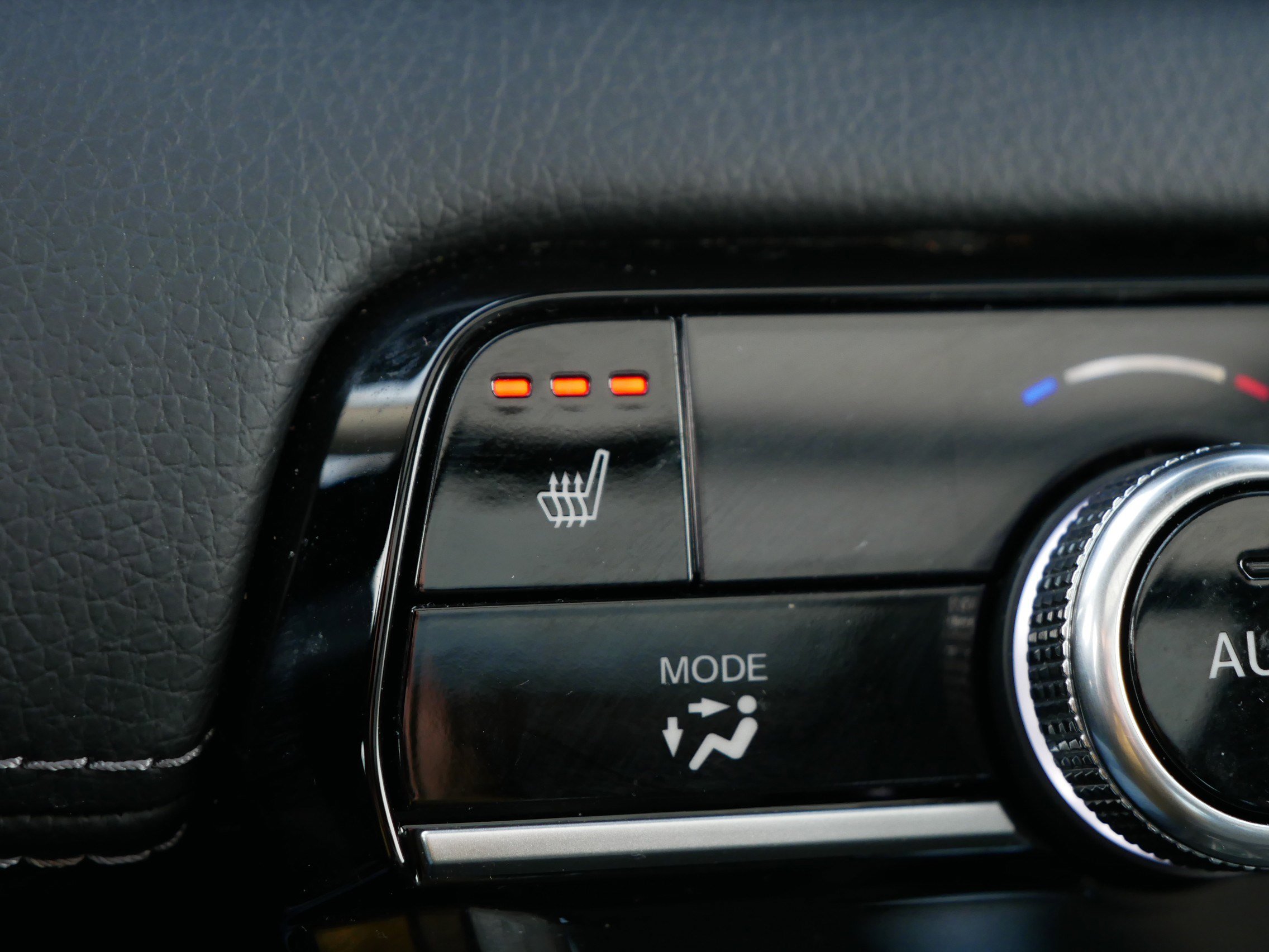 Used 2023 Honda Pilot Touring image 32