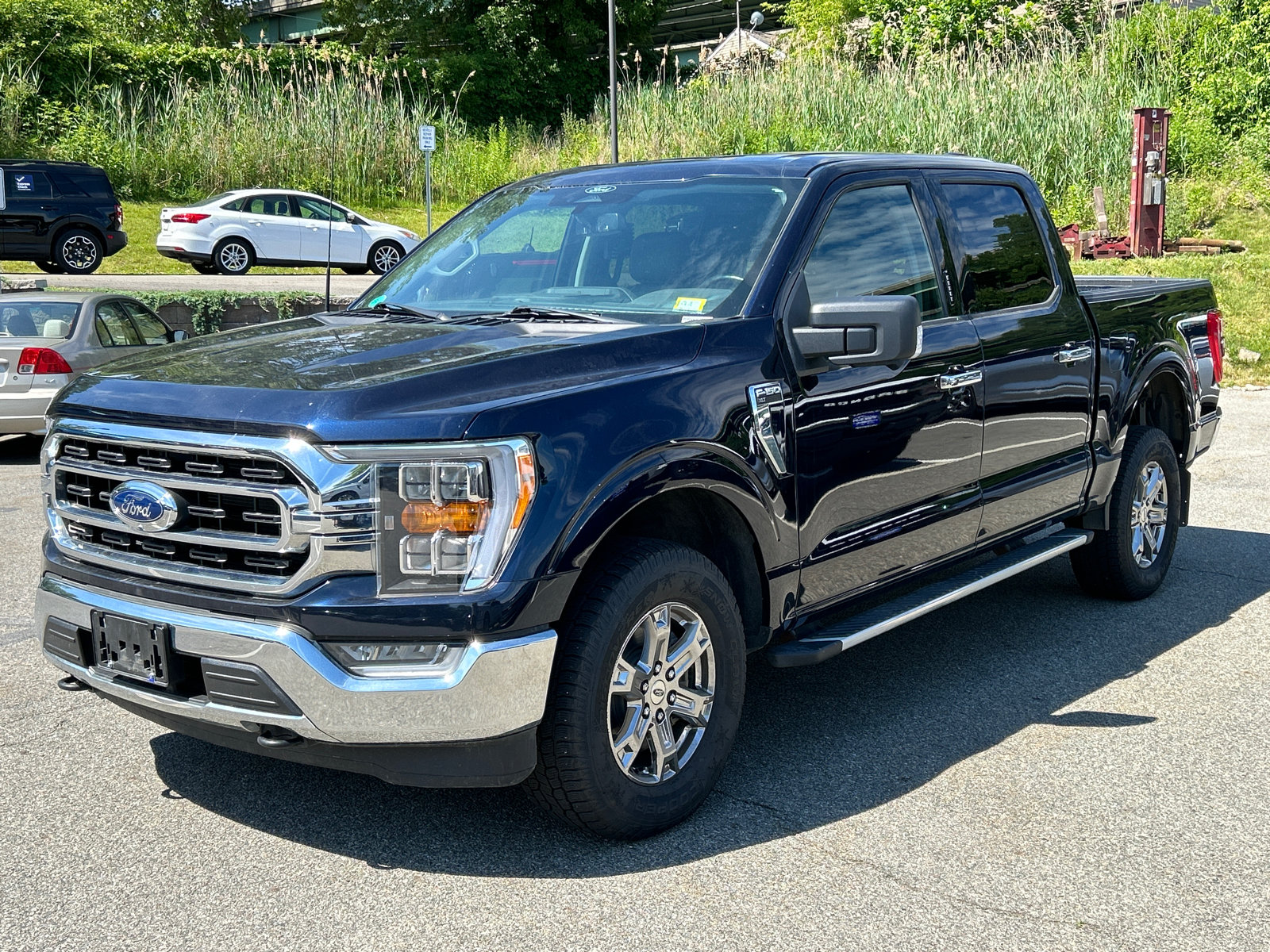 Certified 2022 Ford F150 XLT w/ Equipment Group 302A High AWD/4WD image 3