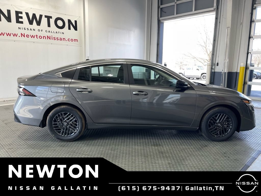 New 2026 Nissan Sentra SV w/ SV Convenience Package FWD image 9