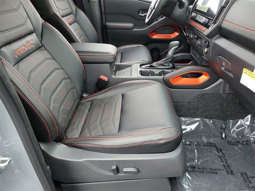 New 2025 Nissan Frontier PRO-4X w/ Pro Premium Package image 14