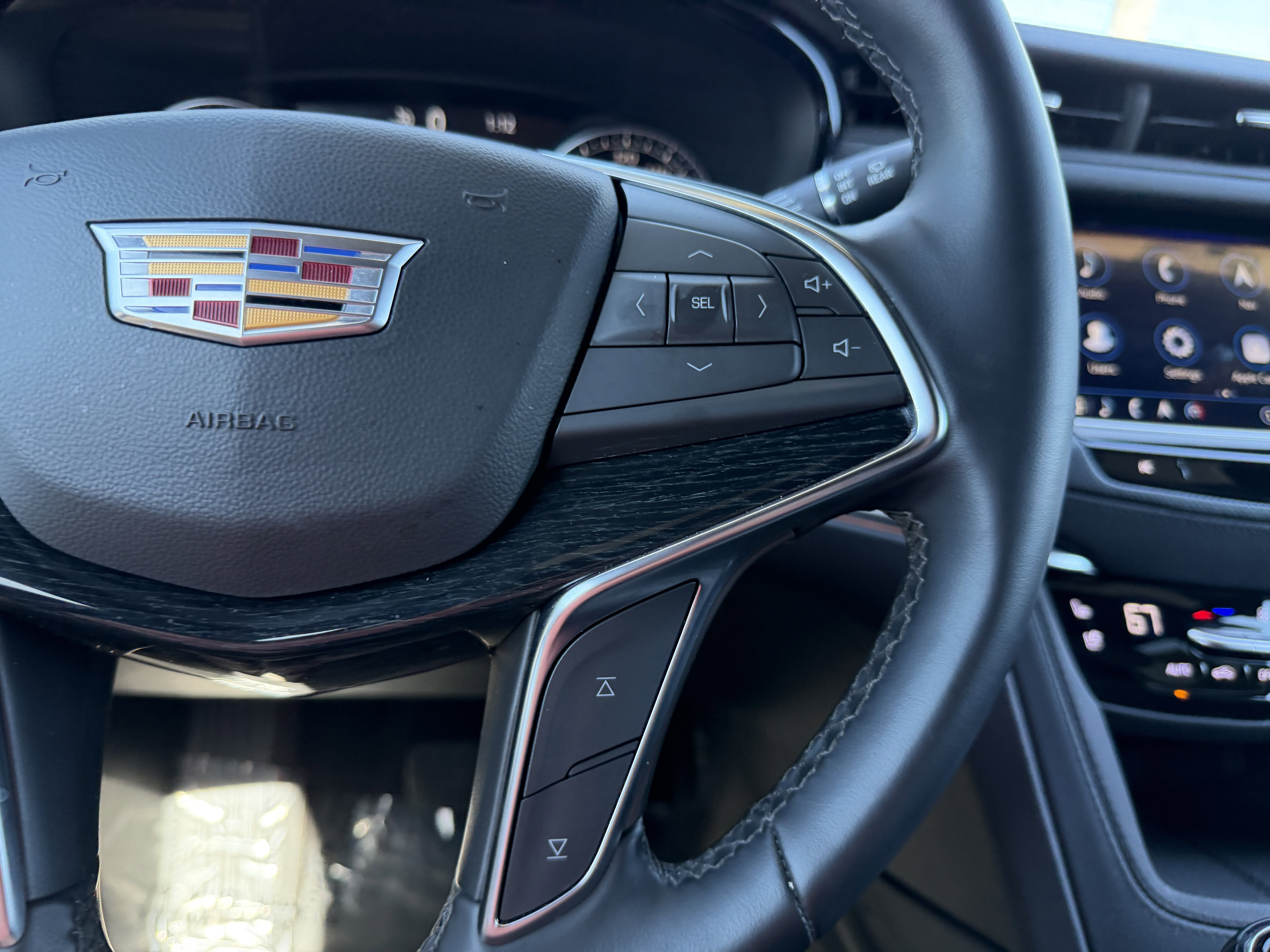 Certified 2025 Cadillac XT5 Premium Luxury AWD/4WD image 29