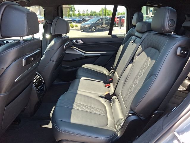 Used 2023 BMW X7 xDrive40i w/ Executive Package AWD/4WD image 10