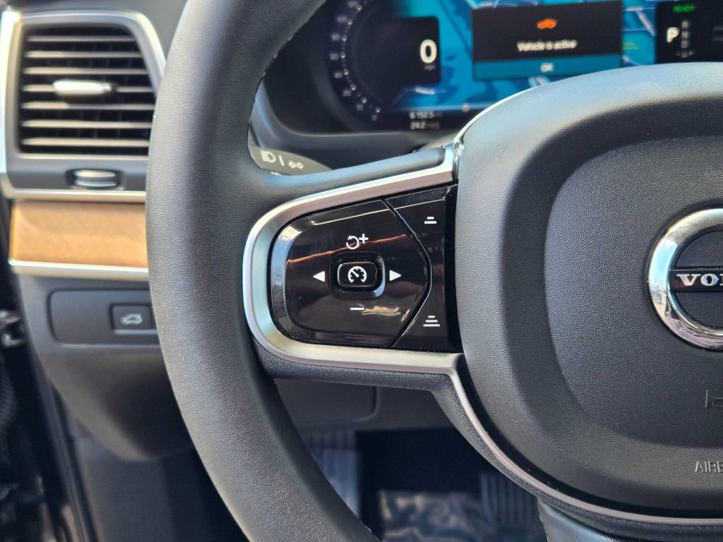 Used 2023 Volvo XC90 T8 Core image 37