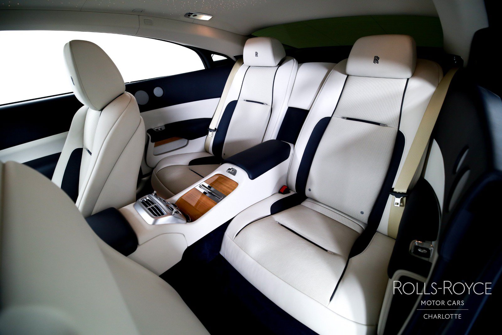 Certified 2019 Rolls-Royce Wraith RWD image 17