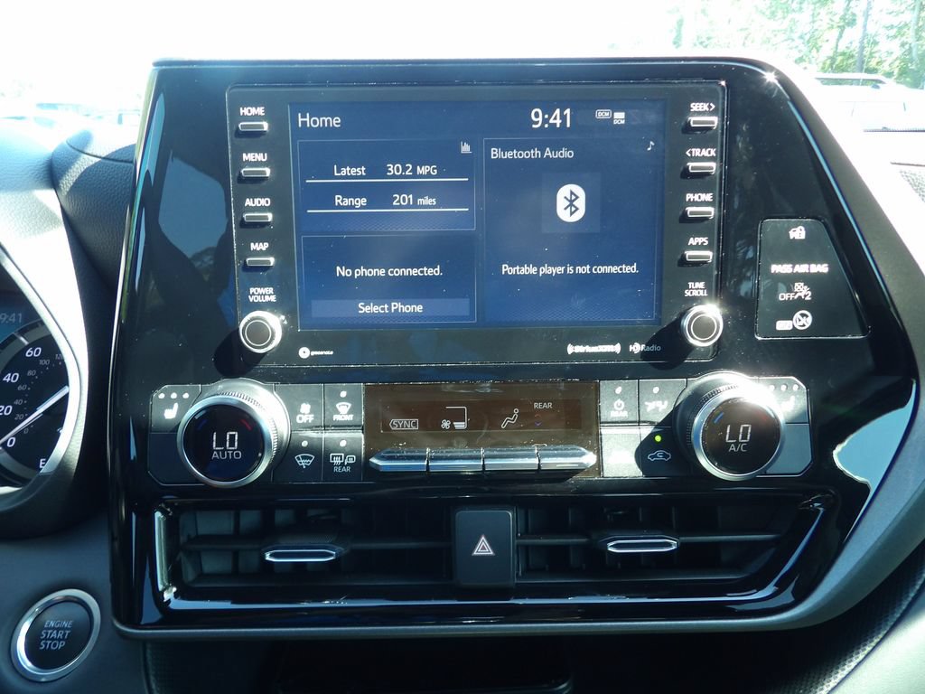 Used 2021 Toyota Highlander XLE FWD image 20
