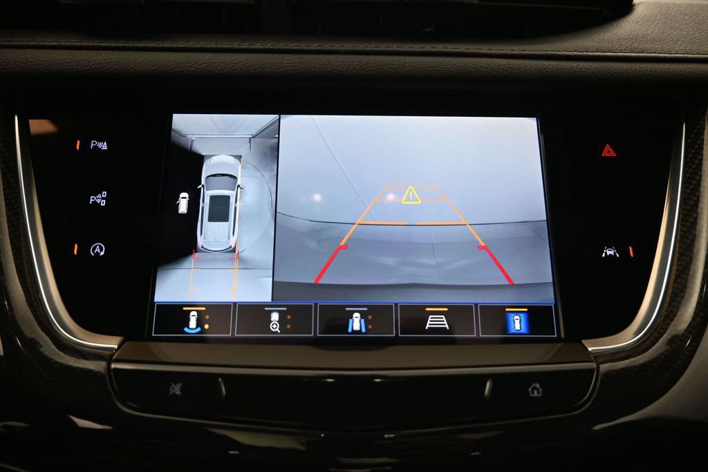 Certified 2024 Cadillac XT6 Sport w/ Technology Package AWD/4WD image 21