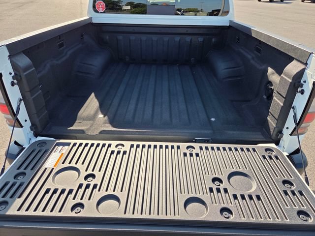 New 2026 Nissan Frontier S w/ S Utility Package AWD/4WD image 8