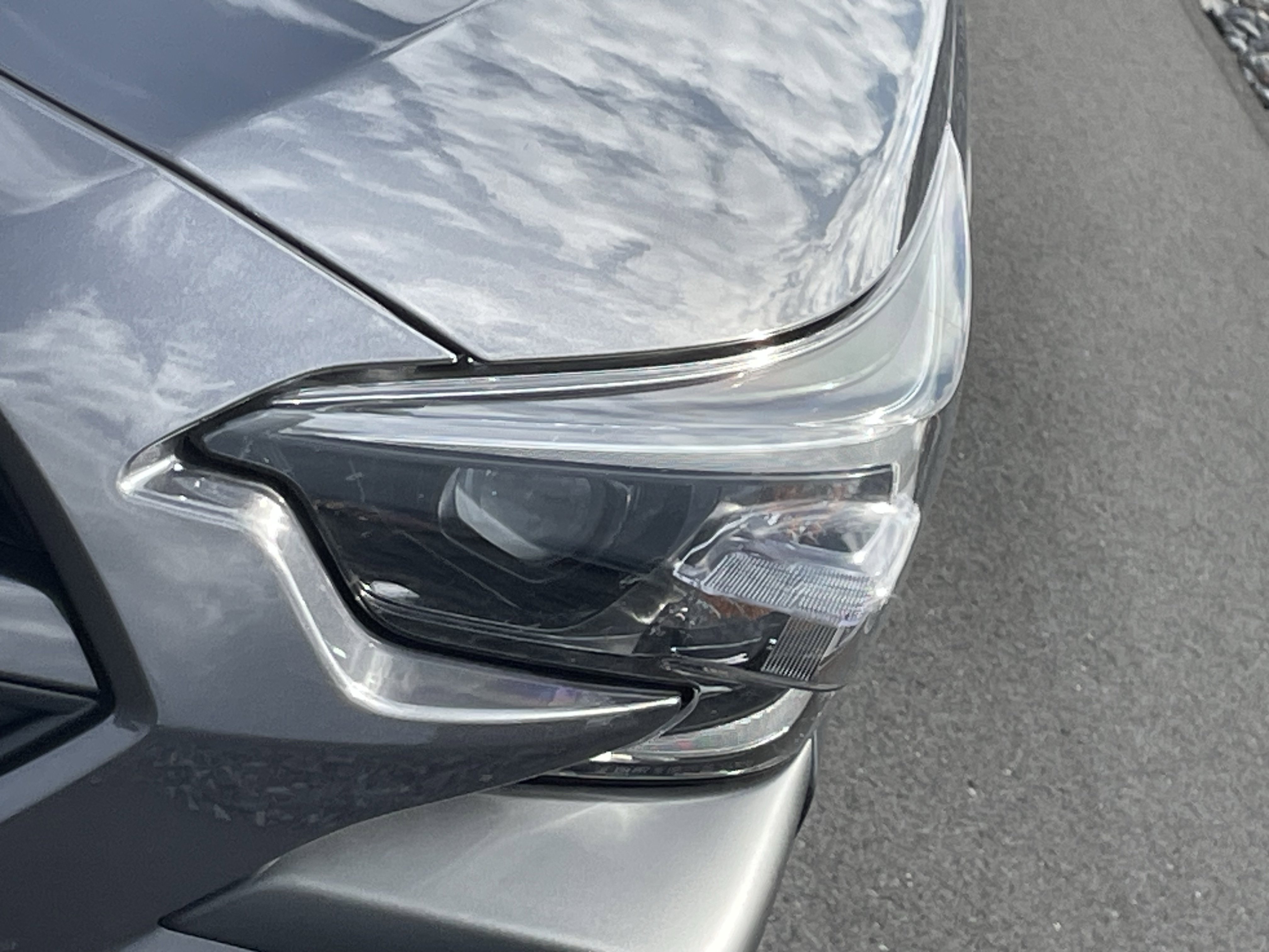 Certified 2025 Subaru Outback Limited AWD/4WD image 10