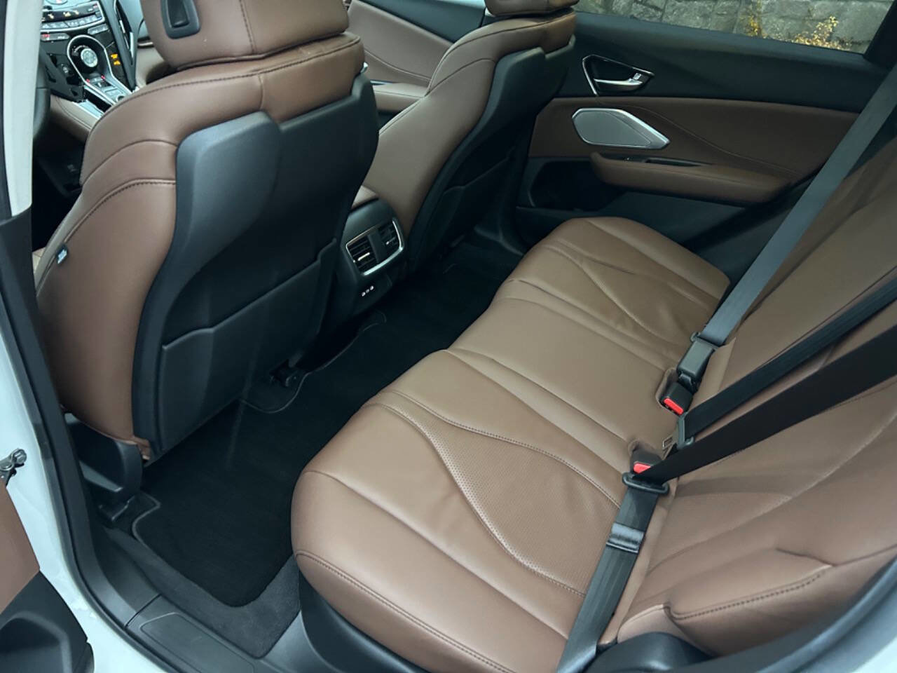 Used 2025 Acura RDX SH-AWD w/ Technology Package image 6