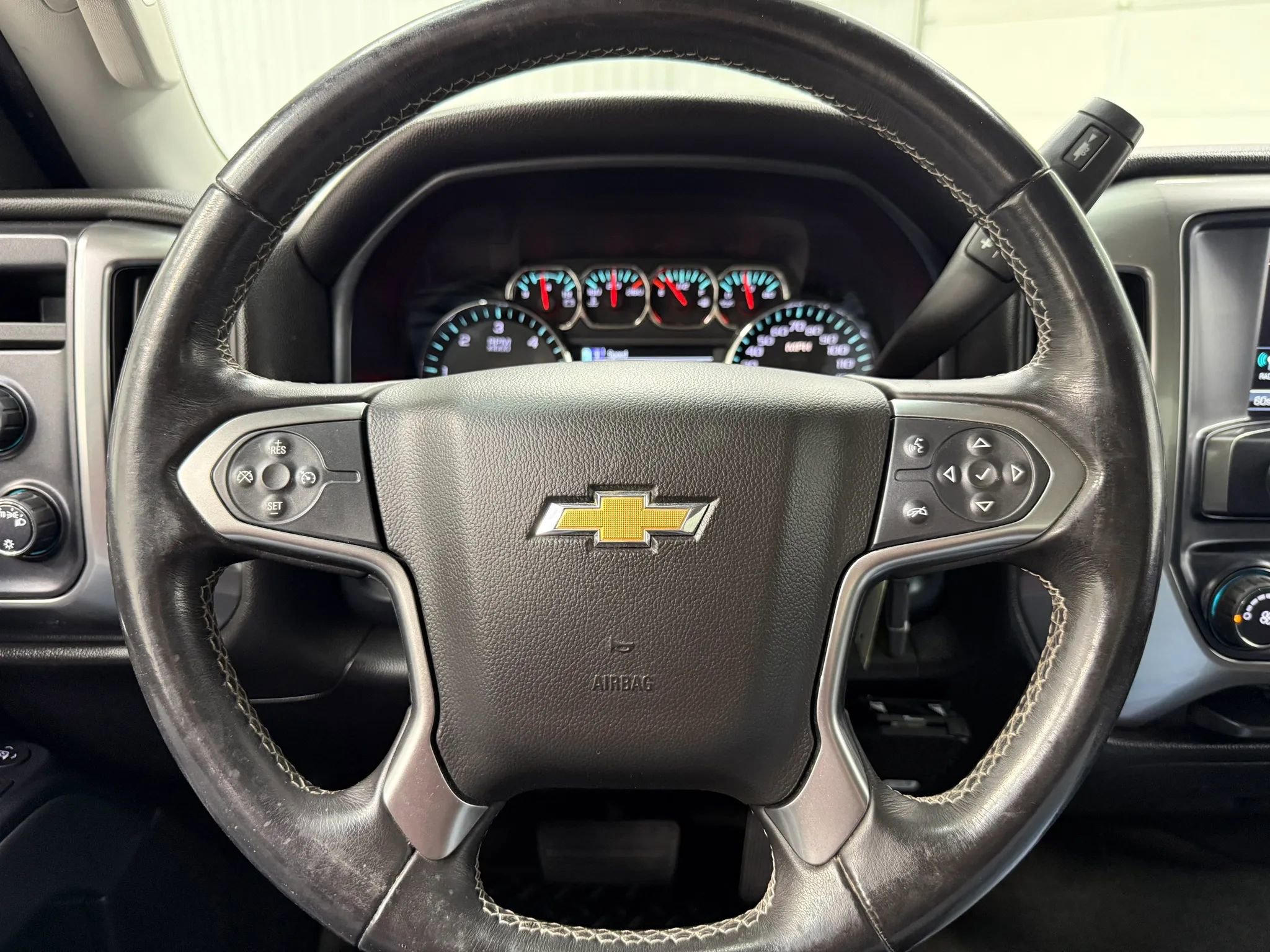 Used 2018 Chevrolet Silverado 2500 LT AWD/4WD image 19