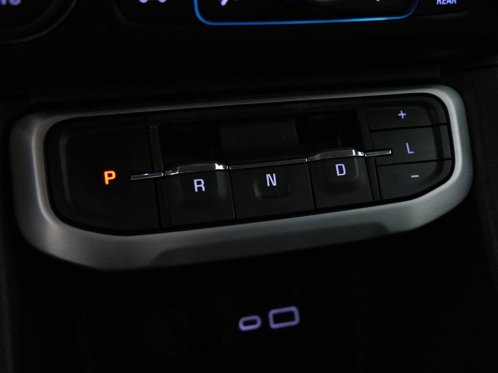 Used 2023 GMC Acadia SLT w/ Technology Package AWD/4WD image 24