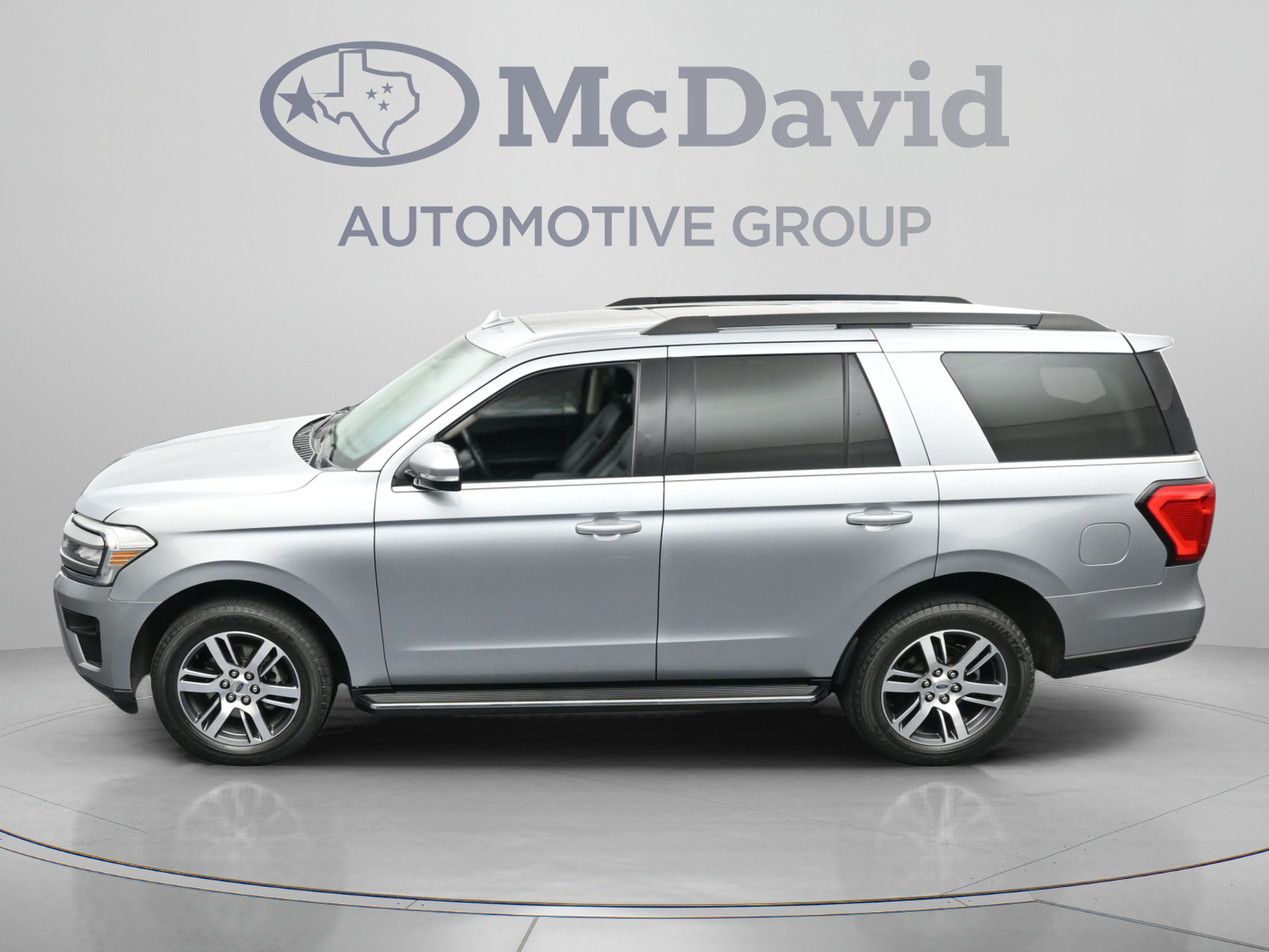 Used 2023 Ford Expedition XLT RWD image 37