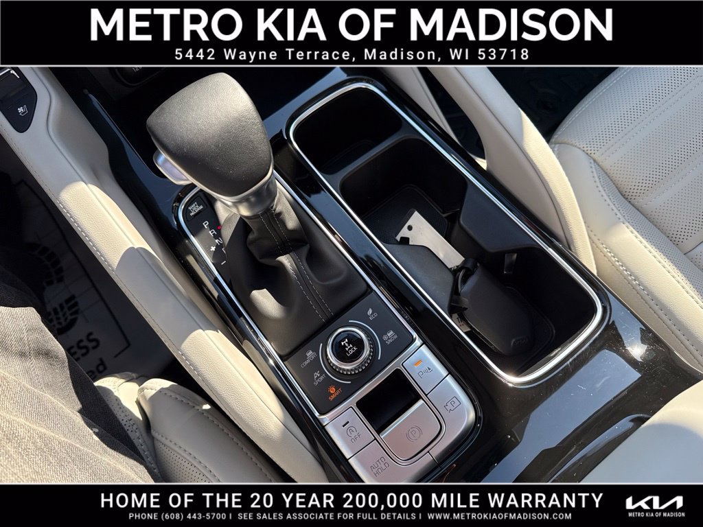 Used 2024 Kia Telluride SX Prestige w/ Towing Package AWD/4WD image 30